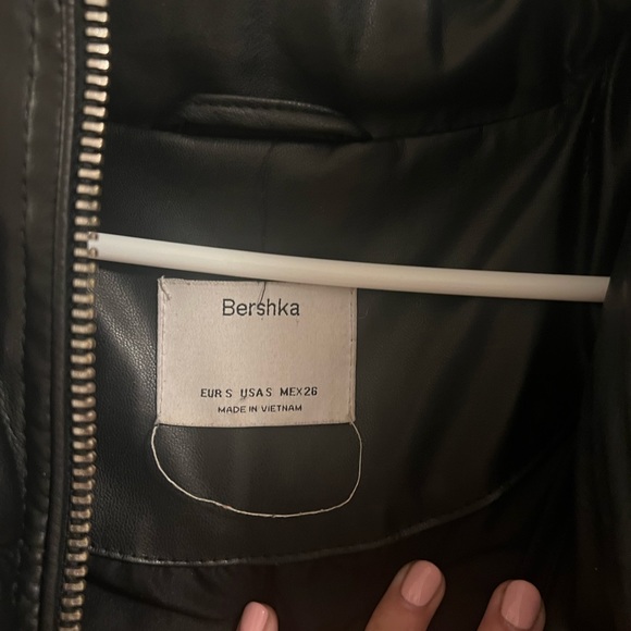 Black leather puffer jacket - Picture 1 of 5